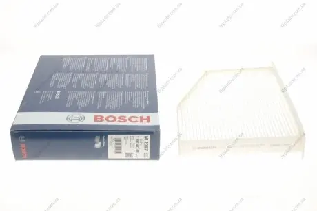 Фільтр повітряний салон AUDI A3 03-; VW Golf V, Caddy, Touran; SEAT Toledo 04- (207*57*287) BOSCH 1987432097