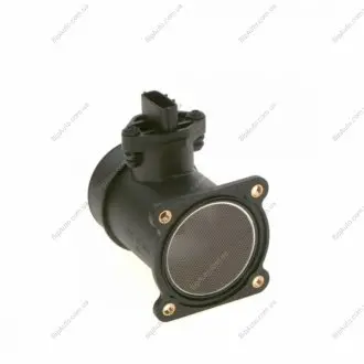 Расходомер воздуха NISSAN Almera 1,5/1,8/2,2 00-, Primera 1,8/2,2 99- BOSCH 0280218005 (фото 1)