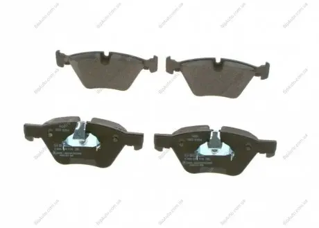 Тормозные колодки дисковые передние BMW 3 90/91/92 ; 5 E60/61 BOSCH 0986494118
