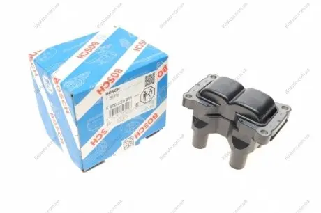 Катушка зажигания 8-кл. двиг. с системой впрыска м 7.9.7 BOSCH F000ZS0211