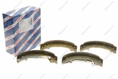 Тормозные колодки барабанные BOSCH 0986487810