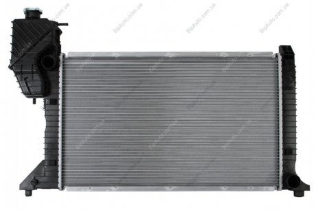 Радиатор системы охлаждения NISSENS 62664A (фото 1)