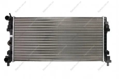 Радиатор системы охлаждения NISSENS 640012
