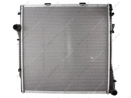 Радіатор BMW X5 E53(00-)X5 3.0d(+)[OE 1710.1.439.101] NISSENS 60787A