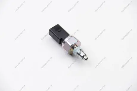 Датчик включения заднего хода FACET 7.6215