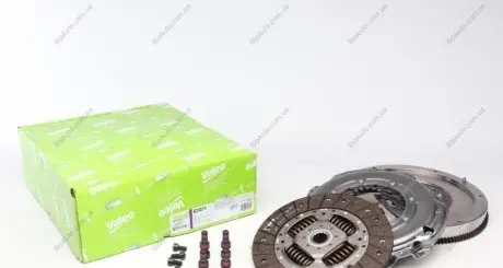 Комплект сцепления + маховик Valeo 835074