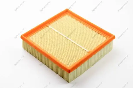 Фільтр повітря KNECHT MAHLE / KNECHT LX 220