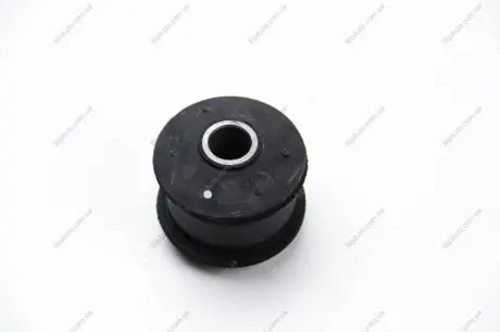 Сайлентблок важеля BSG BSG 30-700-010