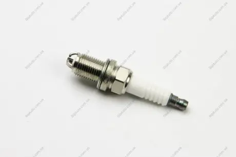 Свеча зажигания DENSO K22PBRS