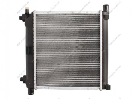 Радиатор охлаждения MERCEDES C-CLASS W201/ E-CLASS W124 NISSENS 62551 (фото 1)