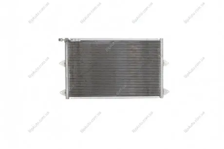 Радіатор кондиціонера NISSENS 94204