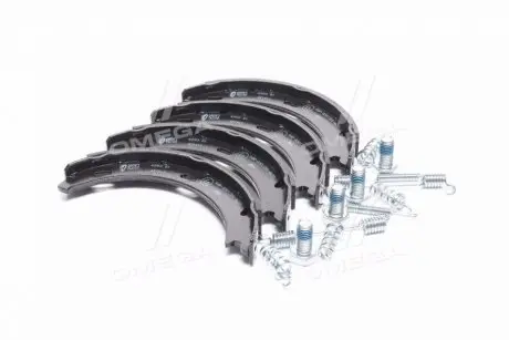 Колодка торм. барабан. MB W124, W201, W202, W210 REMSA 4093.01