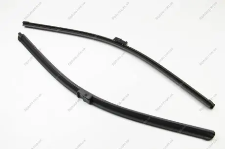 Комплект склоочисників безкаркасні 600 • 600 мм. BOSCH 3 397 118 938