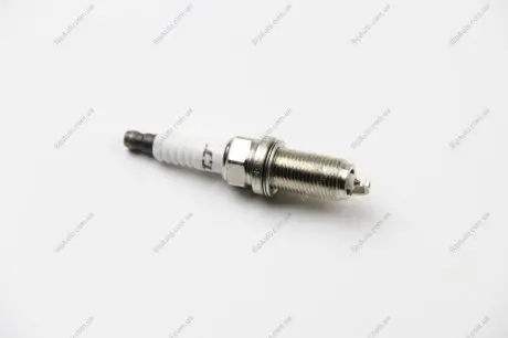 Свічка запалювання DENSO KH16TT