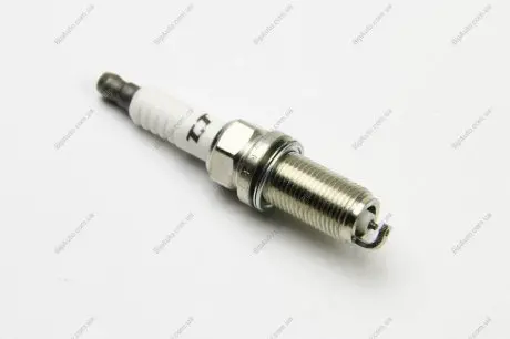 Свеча зажигания NICKEL TT (4-х. местн. уп.) DENSO KH20TT