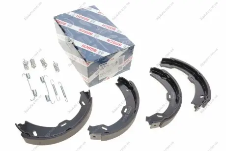 Тормозные колодки барабанные, к-кт. BOSCH 0 986 487 724
