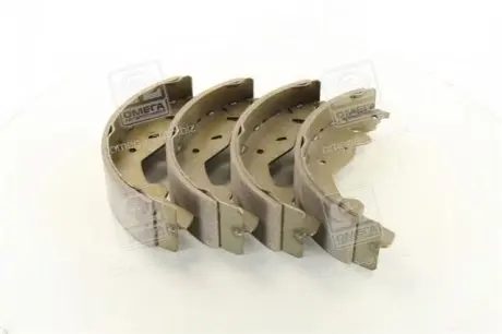 Колодка гальм. барабан. KIA SPORTAGE PARTS-MALL PLB-008 (фото 1)