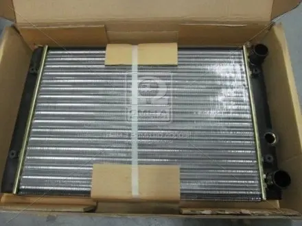 Радиатор GOLF3/VENTO 14/16MT 91-98 VW2028 (Ava) AVA COOLING VN2028 (фото 1)