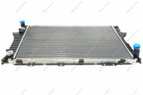 Радиатор AUDI 100/A6 26/8 AT 92-97 Van Wezel 03002084