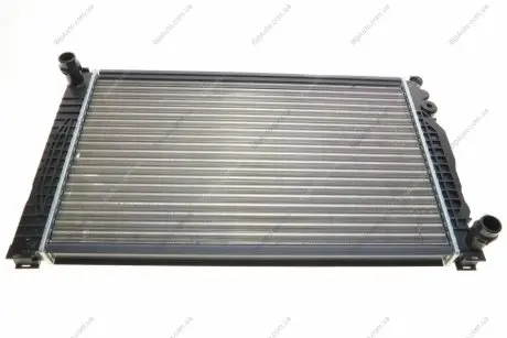 Радиатор A4/A6/PASSAT5+6 24/6/8 MT Van Wezel 03002124