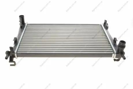Радиатор FIESTA5/FUSION 14/6 MT 02 Van Wezel 18002325