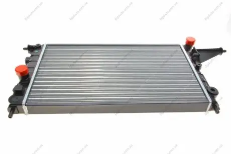 Радиатор VECTRA A 1.4/1.6 MT 88-95 Van Wezel 37002161