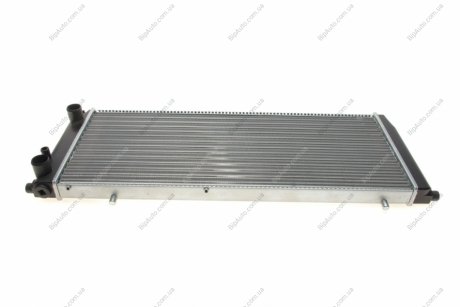 Радиатор AUDI 100 1.8 MT/AT 79-90 Van Wezel 03002051