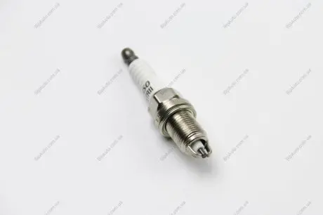 Свічка запалювання Toyota DENSO K16TR11