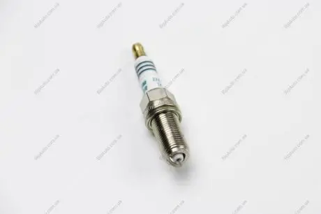 Свічка запалювання Audi A6/Focus/ DENSO IKH24