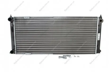 Радиатор охлаждения VW NISSENS 652621