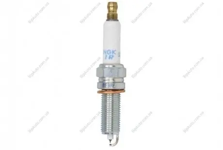 Свеча зажигания NGK 7718