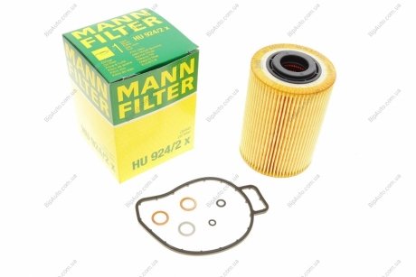 Фільтр масляний двигуна (вир-во) MANN HU924/2X