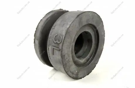 Подушка рамы кузова TOYOTA Toyota / Lexus / Daihatsu 5220635040