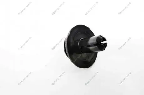 Клипса пластиковая SUBARU 909130051