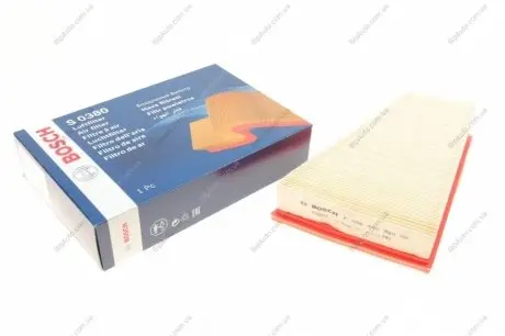 Воздушный фильтр MERSEDES A180-A250 W176/CLA/GLA 180-250 M270 BOSCH F026400380