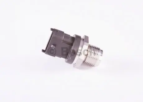 Датчик тиску подачі палива BOSCH 0281006165