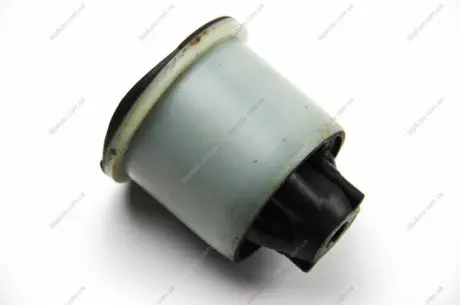 Сайлентблок балки задней, 8200287912, 8200568119, 6001549989, 6001549988, Metalcaucho 05755