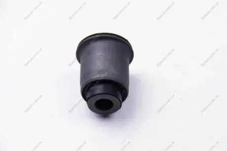 Сайлентблок переднего рычага Kangoo 08- (спереди) Metalcaucho 05711