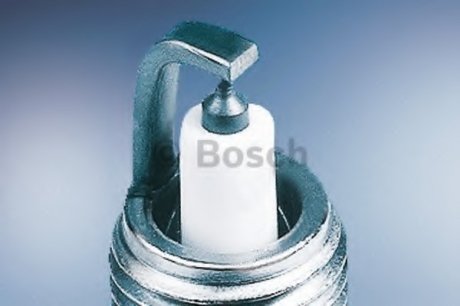 Свеча зажигания PLATIN 1,0mm Citroen C5 2,0HPi Peugeot 406 BOSCH 0 242 129 500 (фото 1)