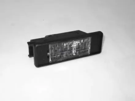 Фонарь подсветки номерного знака DB Sprinter/ Crafter 06- VAG 2E0 943 021A