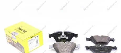 Комплект тормозных колодок, дисковый тормоз TEXTAR 2331301
