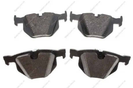Комплект тормозных колодок, дисковый тормоз ZIMMERMANN 234481701 (фото 1)
