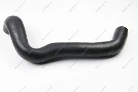 Патрубок интеркулера Transit 2.2 TDCi 11- (длинный) BSG BSG30720143