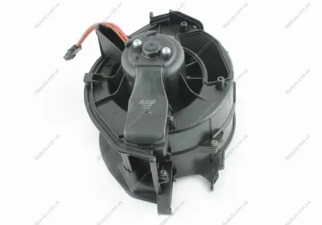 Вентилятор печки Audi A6/R8 05- AND 35820004