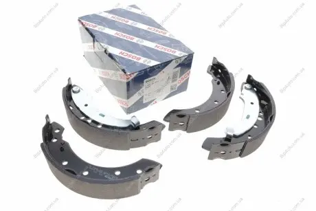 Комплект гальмівних колодок 0 986 487 672 BOSCH 0986487672