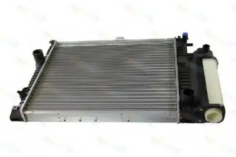 Радиатор основной Bmw E39 520/523/528 96-00 THERMOTEC D7B005TT