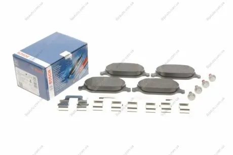 Комплект тормозных колодок, дисковый тормоз BOSCH 0986424775