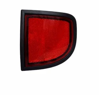 Катафот задний правый MITSUBISHI 8355A016