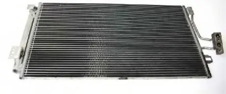Радиатор кондиционера Vito 2.2CDI 03-08 THERMOTEC KTT110056