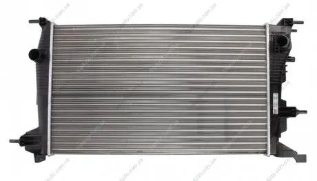 Радіатор RN MEGANE III(08-)1.2 TCE(+)[OE 214105150R] NISSENS 637647